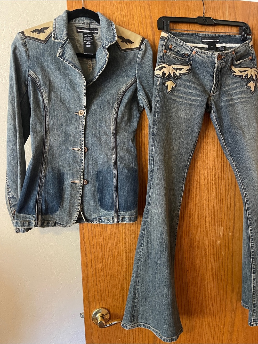 Bebe Vintage Suit Denim w/decorative appliqué Blazer and Flared Jeans